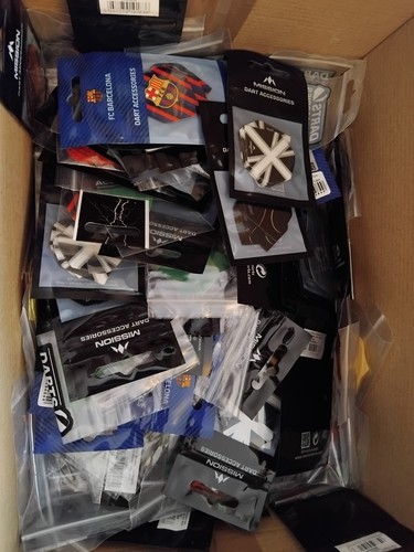 Job lot dart flights - dart, x10ets